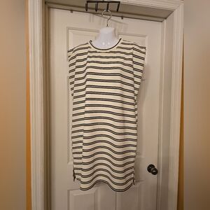Entro Black and White Striped Sleeveless  Mini Dress Size Med.